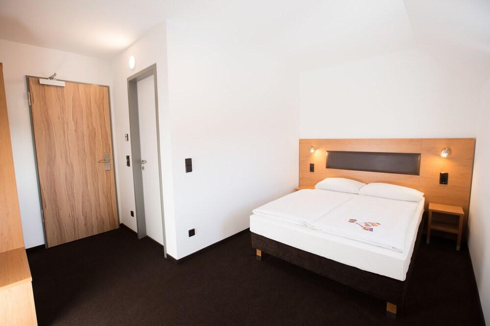 Novum Hotel Bruy Stuttgart Buitenkant foto